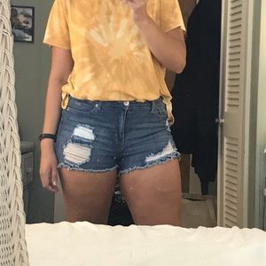 Cute ‘n’ Flirty Distressed Denim Shorts